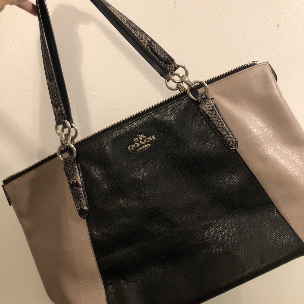 Brand new coach shoulder tote bag